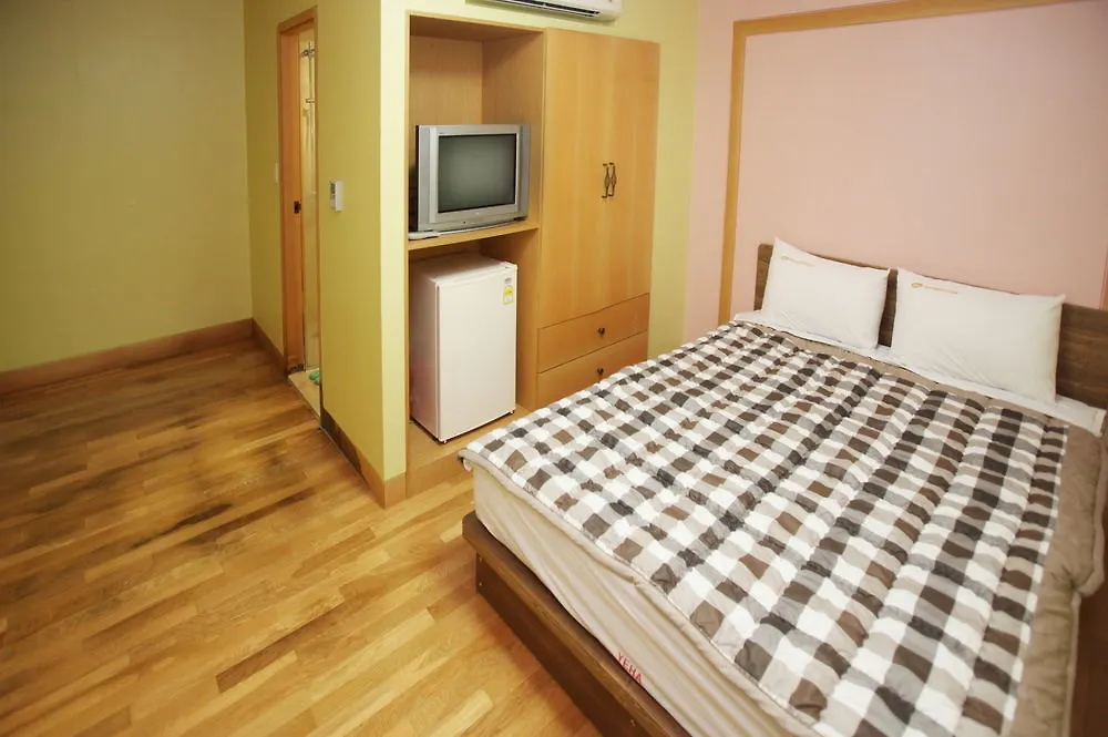 Hostel Lyndon Jeju