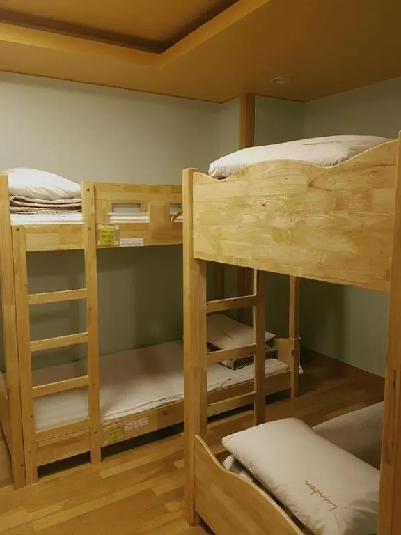 ג'גו Hostel Lyndon